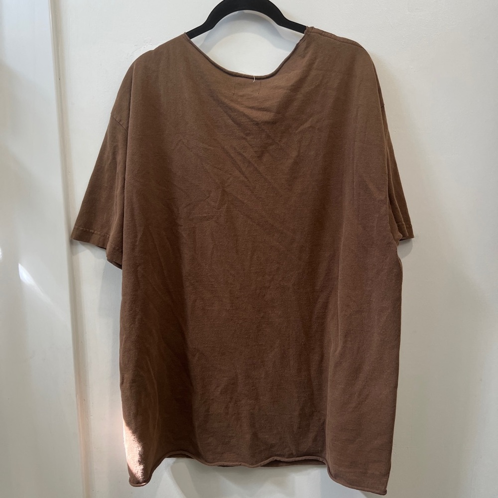 LF Tee - Picture 3 of 6